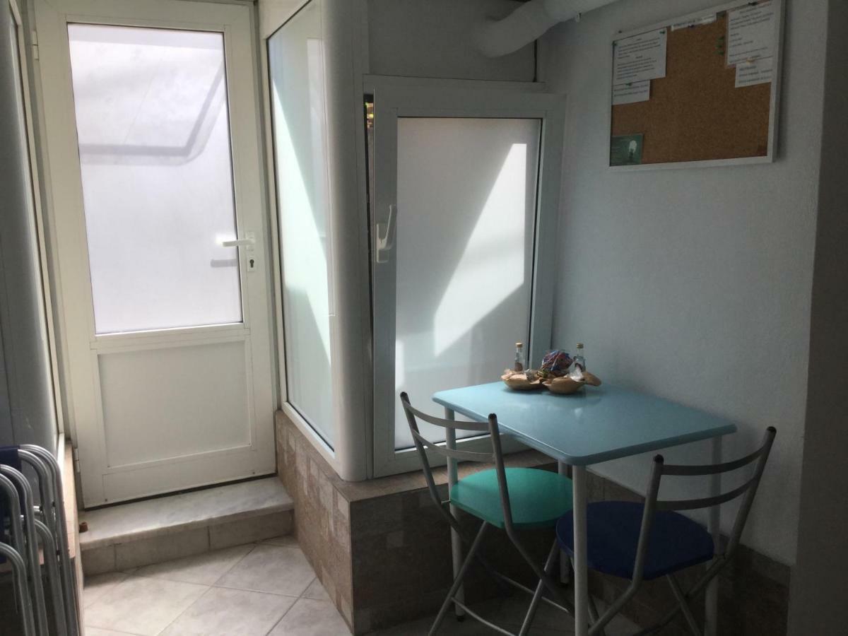 شقة Studio In Old Town Of Mytilíni المظهر الخارجي الصورة